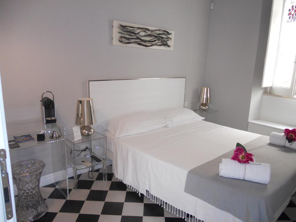 Arco' B&B Trani Cattedrale Rum bild