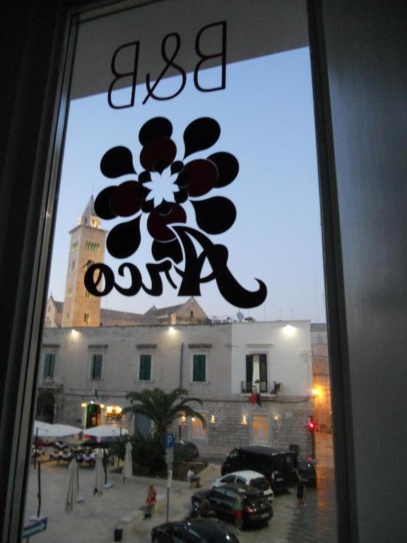 Arco' B&B Trani Cattedrale Rum bild